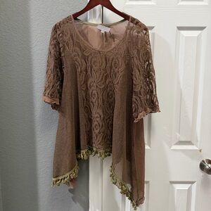 Pretty angel boho brown lace tunic top size medium